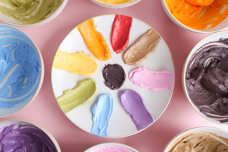 THE PERFECT AMERICAN BUTTERCREAM: SMOOTH, STABLE & IDEAL FOR NATURAL COLORING