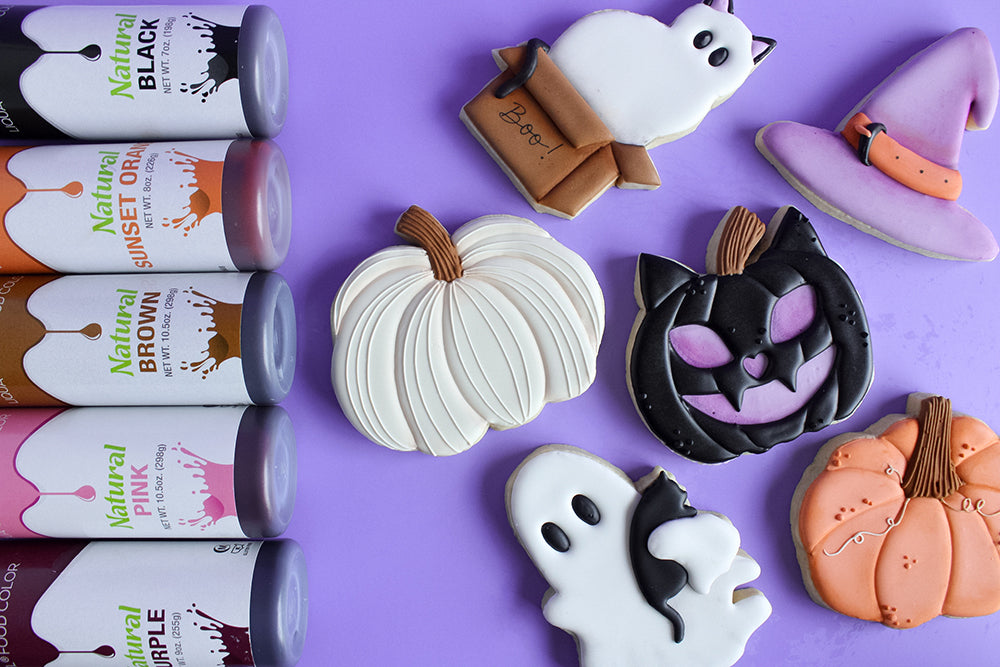 DECORATING SPOOKY-CUTE HALLOWEEN COOKIES WITH NATURAL COLORS
