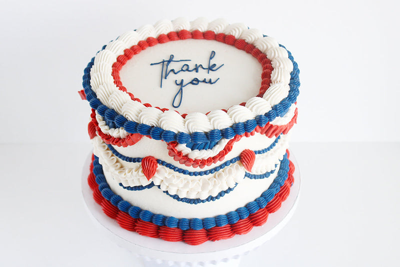 RED, WHITE & BUTTERCREAM: A PATRIOTIC CAKE