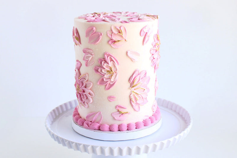 DELICATE PINK FLORAL CAKE